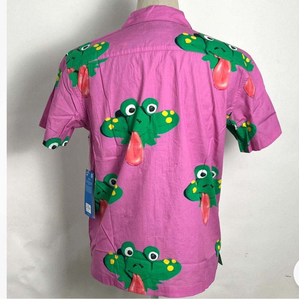 OBEY Pink Frogman Print Men's Shirt Small - Picture 2 of 3